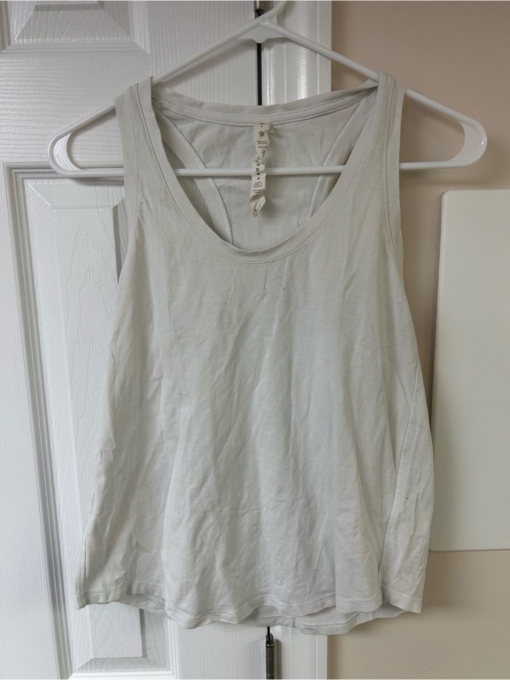 Lululemon Scoop Neck Athletic Tank Top
